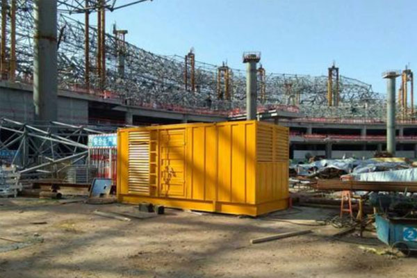 岫岩发电机出租如何判断空气滤清器是否需要更换？